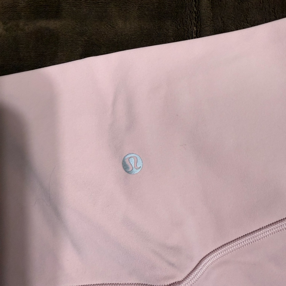 NWT lululemon Women's Light Pink Align Shorts 4” - Picture 10 of 15